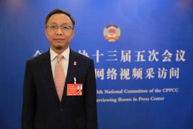 政協(xié)委員呂紅兵