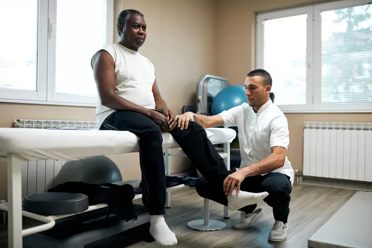 什么是退行性關節炎-癥狀、原因、癥狀和治療